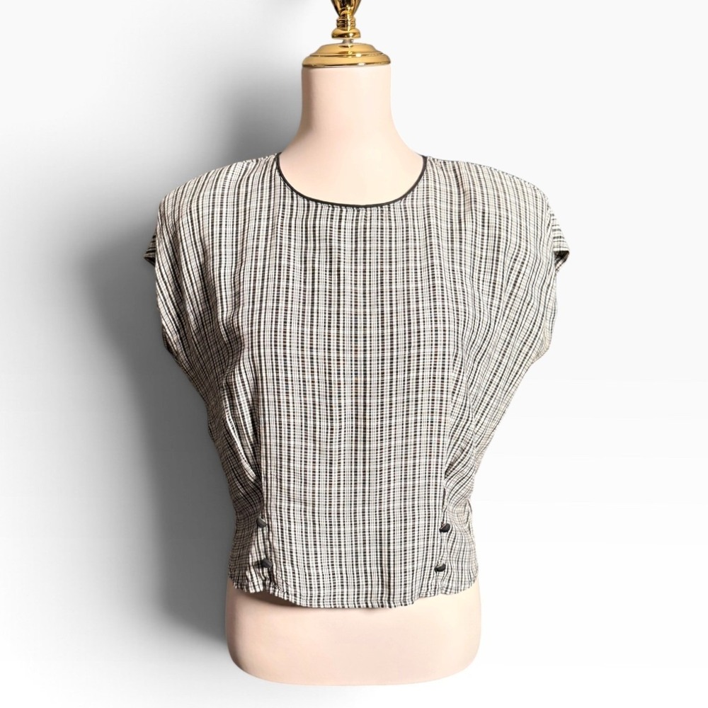 Mirrors Vintage Black White Grid Button Back Cropped Blouse Cap Sleeve Top 80s